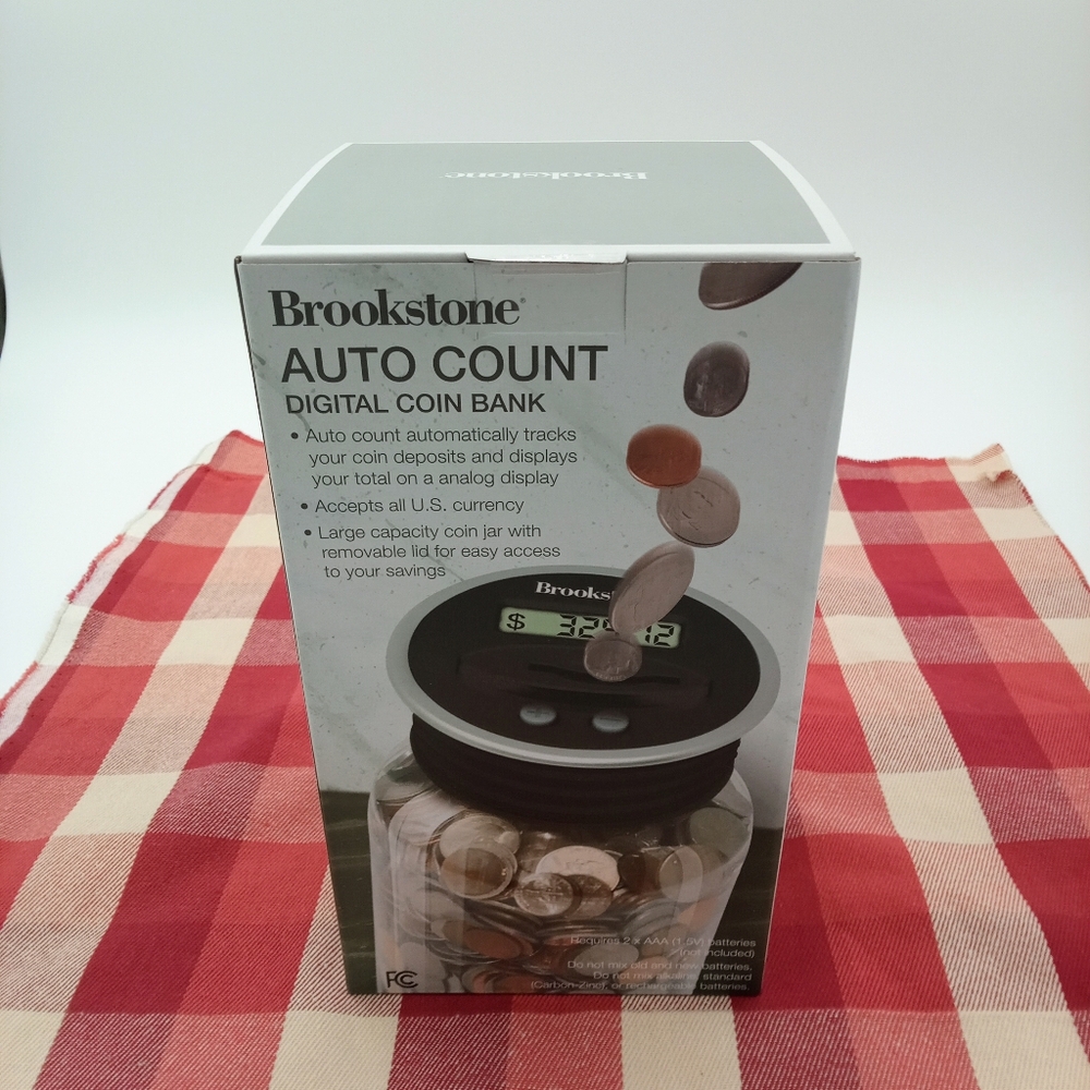 Brookstone Digital Coin Counting Bank NIB - Picture 3 of 6